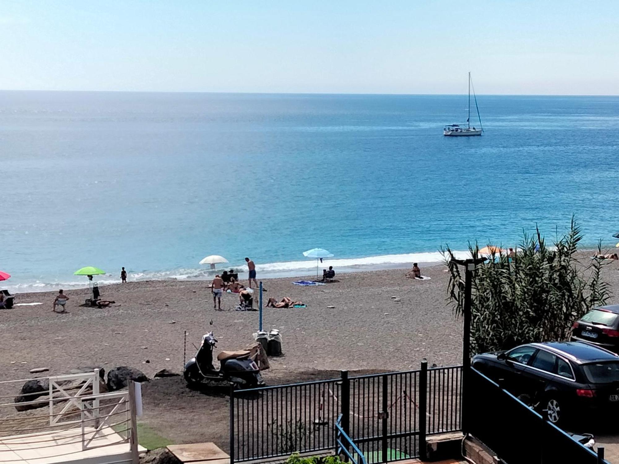 Seaside Villa Giardini Naxos Exterior foto